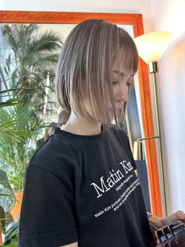 ルーヴェ(LOWE) 【AYANO】4/細かいハイライト×ホワイトベージュ