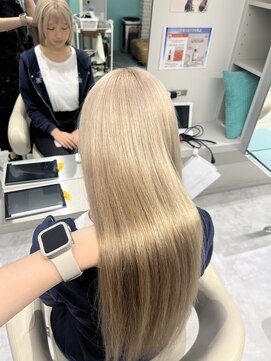 リーホリエ(Lee Horie) ミルクティーベージュ