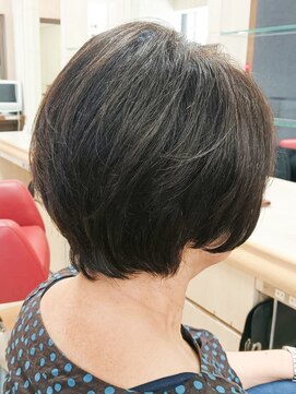 ヘアークリアー 春日部 ミセス 大人かわいい首元すっきり丸みショートボブスタイル
