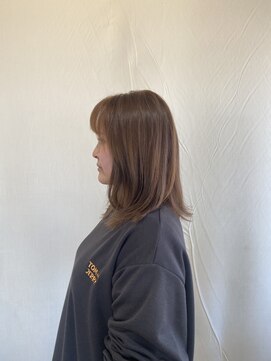 ジュリア(Giulia) ナチュラルカラー　グレーベージュ　透け感◎