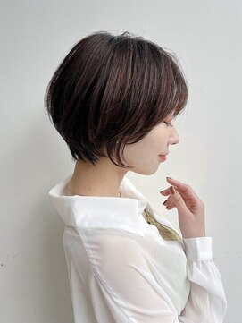 トルネード(TORNADO) 大人可愛いショートボブ前髪ありひし形丸み丸顔絶壁K20250223