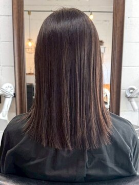 イン(in.) <21>30代女性×ロング×似合わせカット・艶カラー