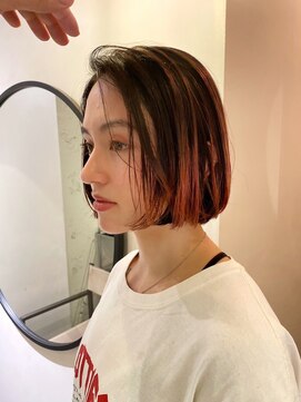 ルーム(Loom.) デザインカラーコントラストハイライト切りっぱなしボブ