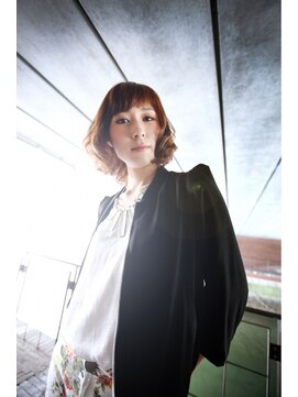 キューズ(CUES) キラキラパーマ