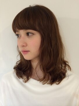 アクアオモテサンドウ(ACQUA omotesando) くせ毛風パーマ【世良綾花】