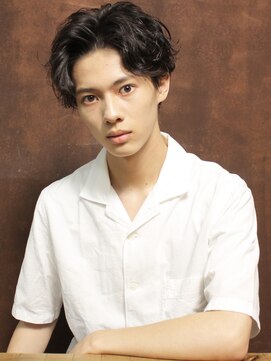 シアンデルカ(CYANDELUCCA) センターパートルーズパーマ