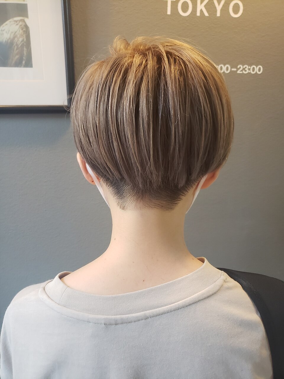 2025年夏】グレージュ ショートの髪型・ヘアアレンジ｜人気順