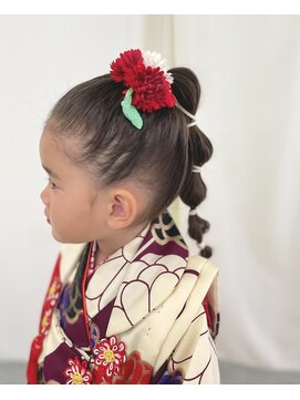 サクララ(Sakura la) 七五三ヘア×高め編みおろし