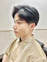 ヨシザワインク プレミアム 築地店(YOSHIZAWA Inc. PREMIUM)&nbsp;センター分け/ツーブロ/ナチュラルヘア/刈り上げ/10代/20代/学生