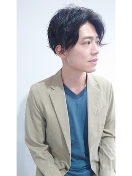 ルッツ(Lutz) カジュアルにきまる。ゆるやわパーマ