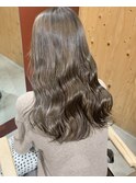 透明感 大人カールハイライトカラーミルクティーベージュ