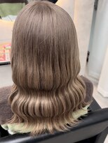 ルノン(LUNON) ミルクティーベージュ/ダブルカラー/ハイトーン