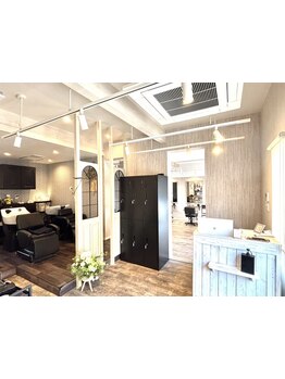 髪のお悩みをお聞きし、実力派スタイリストがあなたに合ったスタイルをご提案♪理想のイメージをカタチに◎