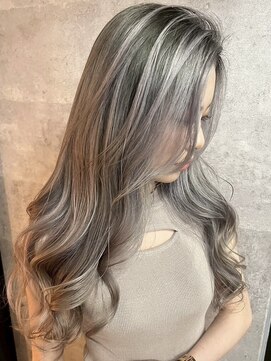 ラルガ 黒崎(Raruga) ハイライトカラーミルクティーベージュレイヤーカット