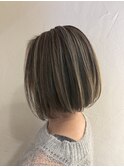 白髪ぼかしハイライト/コントラスト/ハイライト切りっぱなしボブ