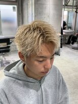 ハイプ(HYPE)&nbsp;フェザーパーマ/センターパート/シャドウパーマ/眉毛