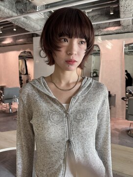 ベイルーム(BAYROOM by HONEY omotesando) ウルフレイヤー／顔周りレイヤー/ワイドバング/レッドブラウン