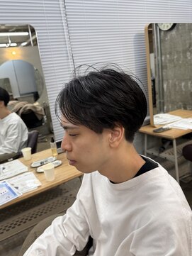 リラクオーレメンズ(LIRA CUORE men's) シャドウパーマ/メンズ縮毛矯正/毛流れセンターパート