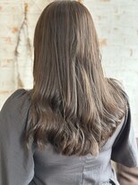 アカイトビラ ヘアケアサロン(AKAI TOBIRA Hair Care Salon)&nbsp;ハイトーンカラー×ハイライト