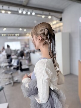 ノード(NODO) ハイトーンのツインシニヨン