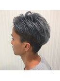 刈り上げスタイル/シルバーアッシュ/ツーブロック/アップバング