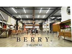 hairs BERRY 高槻店【ヘアーズ ベリー】