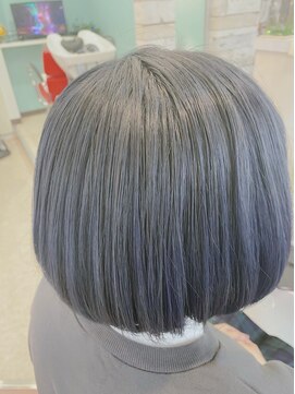 ヘアー バイ ミーズ(hair by Mii’s) ブルーブラック