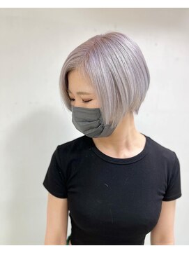 カリーナ(CARINA) ホワイトカラー/パールホワイト