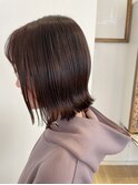 切りっぱなし外はねボブ