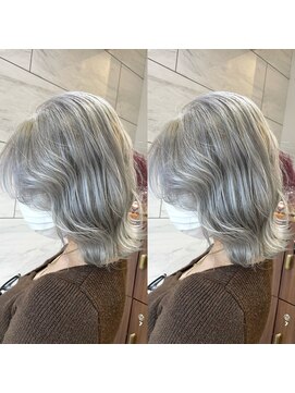 ループ(LOOP) ホワイトシルバーアッシュ