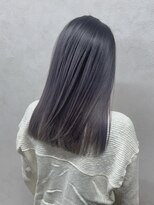 ヴィフ 大船(VIF)&nbsp;バレイヤージュケアブリーチダブルカラー切りっぱなしボブ外ハネ