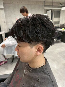 シャイン 大宮(SHINE) メンズカット/パーマ/ヘッドスパ/ブリーチ/眉毛/韓国/大宮/Men's