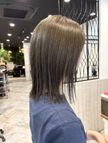 リノナ(Linona)&nbsp;ロングショートワンカールパーマカーキグレージュ前髪錦糸町