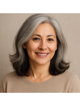 髪セレブ エレガントグレーヘア