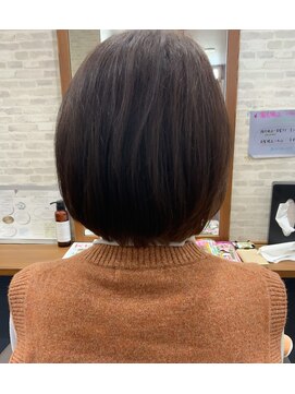 カミイロキレイ 丸みのある大人ボブ
