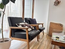 ヘアークラフト リアン(Hair craft Le Lien)の雰囲気（ほっこり待合いスペース★まるで自分のお家のようにくつろげます）