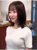 小顔レイヤー ウルフ ミディアム シースルーバング 外ハネ