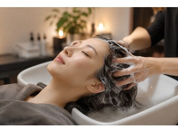 リストヘアー(Liyst hair)の写真/極上ヘッドスパで頭皮から髪質改善！ハイライトや艶ボブが映える健康的な美髪の土台作り/布施/ヘッドスパ