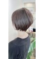モーラ サロン 高石店(MOLLA)&nbsp;首もとが綺麗に見える前下がりショートボブ♪