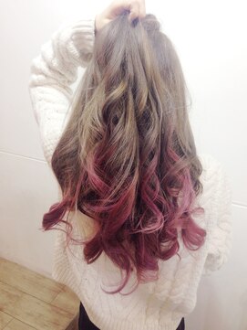 フェアリーテール つきのわ店 グラデーションラズベピンク