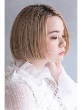 クロム バイ リエット(Chlom by Lietto) Chlom☆新宿 ハイライトベージュイルミナカラーショートボブ