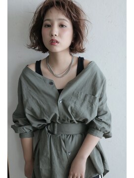 スロージー(slowgy) 【slowgy】大人可愛い20代30代40代/ショート/外ハネ