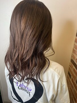 ジウ 上通り(JIU) ナチュラル黒髪暗髪ブラウン毛先ゆるふわこなれ感セミロング