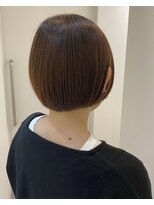 ロズ&nbsp;ぱつっとボブスタイル