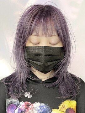 ウィコ 新宿(WICO) ラベンダーバイオレットケアブリーチ/ペールベージュ[新宿駅]