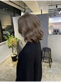 ミディアムスタイルに合うカラー_まろやかアッシュブラウン_