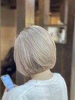 リングバイモアムー(Ring by Moremuu) ハイトーンショート