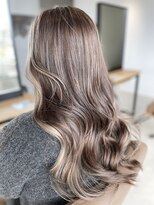 シー(See.) フェイスフレーミング×グレージュ