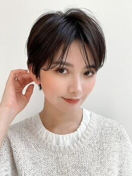 グランカラー 大和高田(GLAND COLOR)の写真/【大和高田/カラー専門店】大人女性に大人気の贅沢ヘアカラー☆髪に優しい施術でダメージレス&艶美髪へ♪