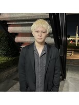 レーニス 宇都宮(Lenis) スパイキーショートブロンド